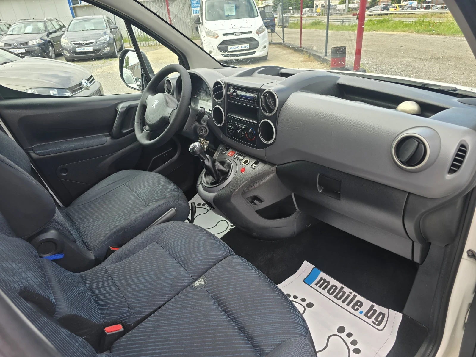 Peugeot Partner 1.6d, снимка 9 - Автомобили и джипове - 54931535