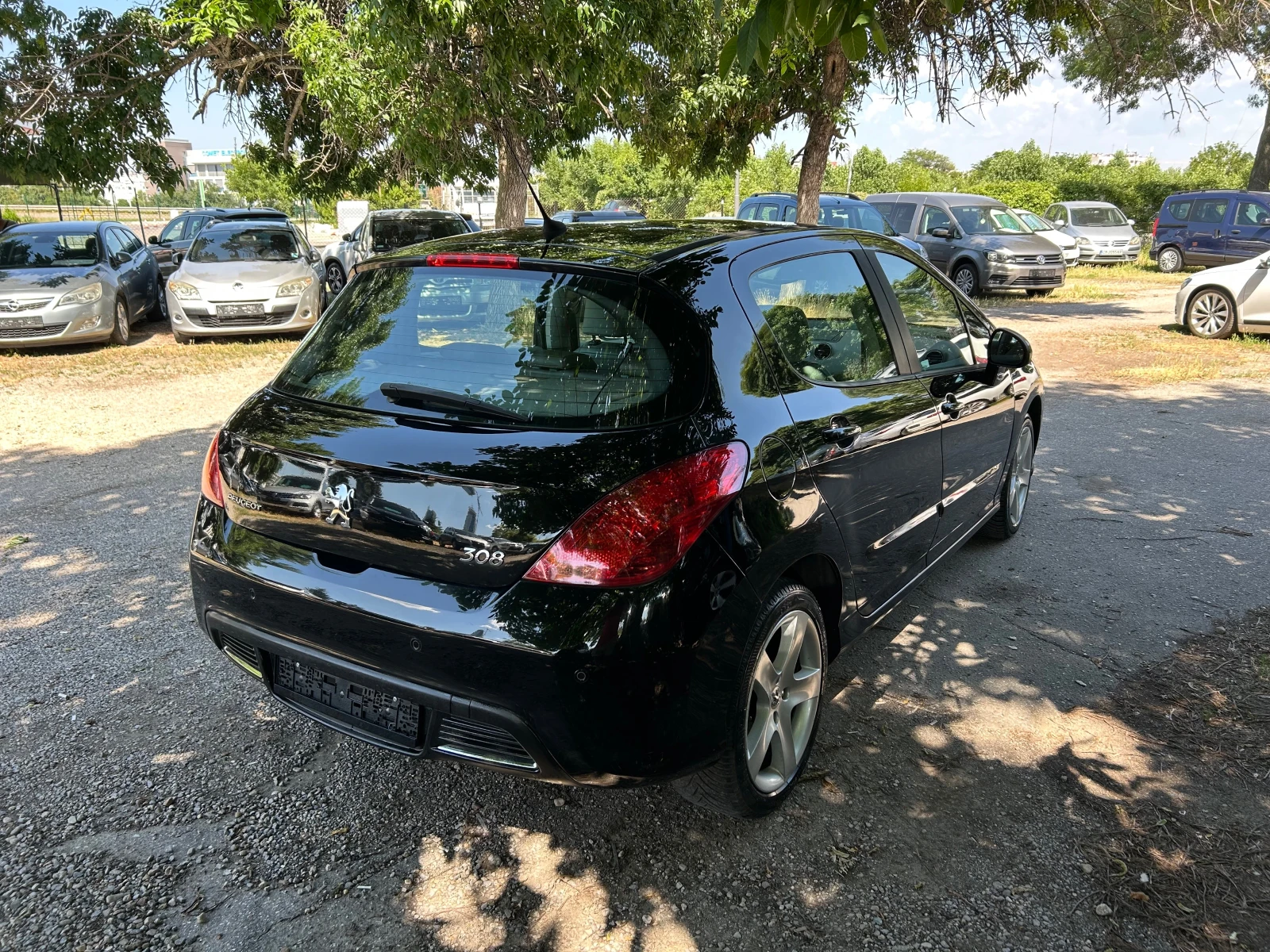 Peugeot 308 1.6HDI КОЖА/ПАНОРАМА/НАВИГАЦИЯ, снимка 6 - Автомобили и джипове - 55101913
