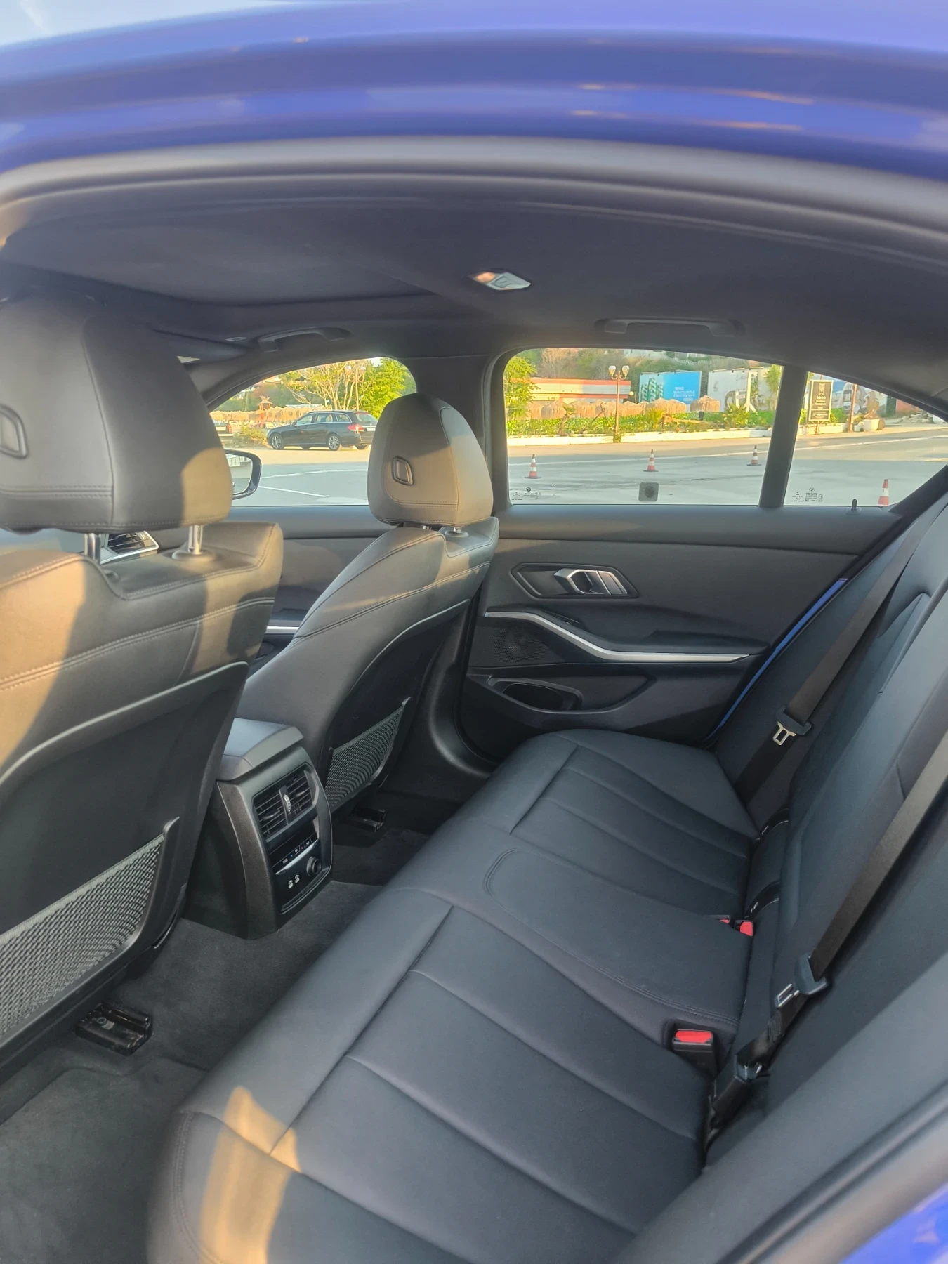 BMW 330, снимка 9 - Автомобили и джипове - 55463991