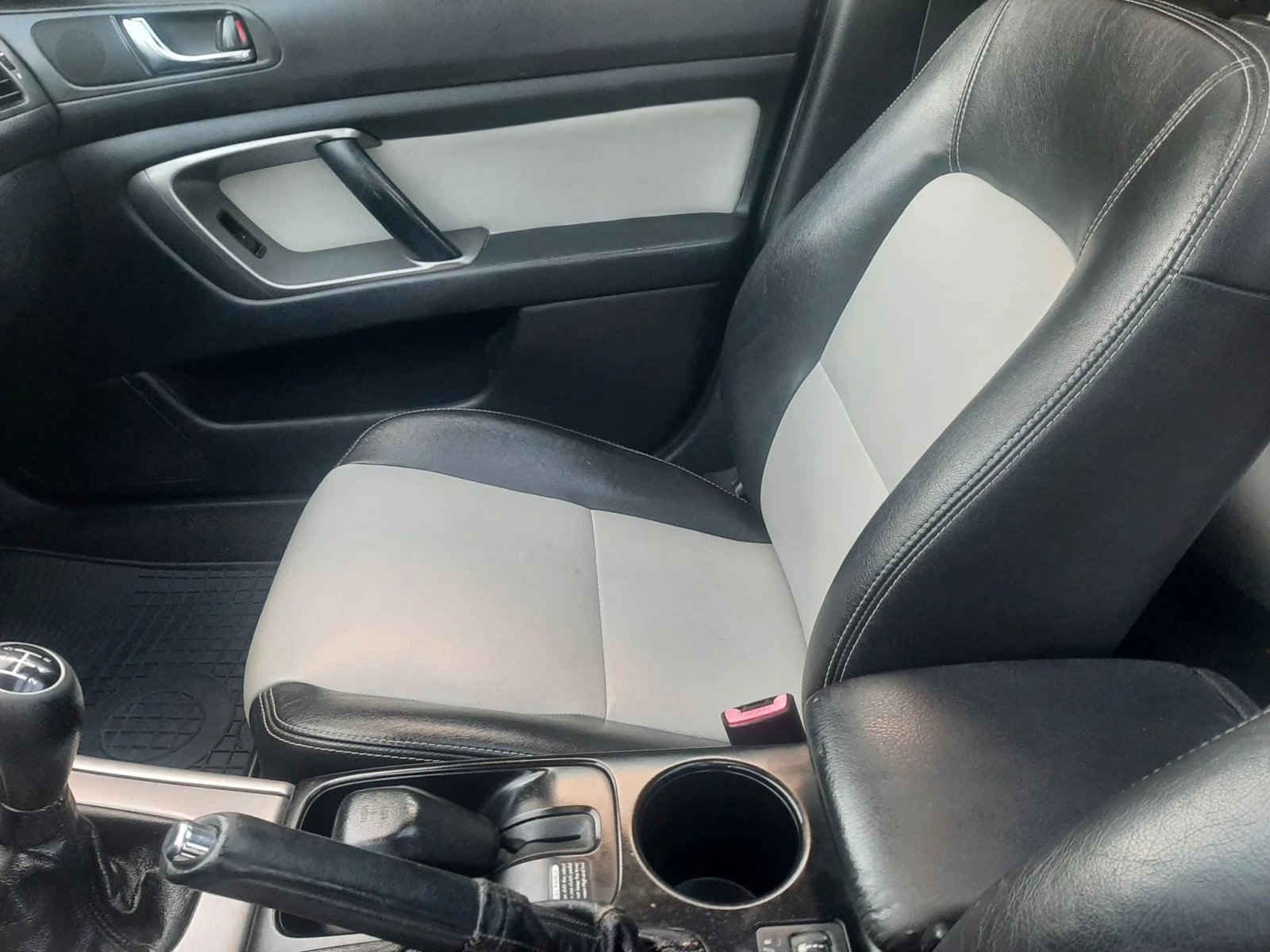 Subaru Outback 2.5i KLIMATRON KOJA PANORAMA, снимка 13 - Автомобили и джипове - 55720506