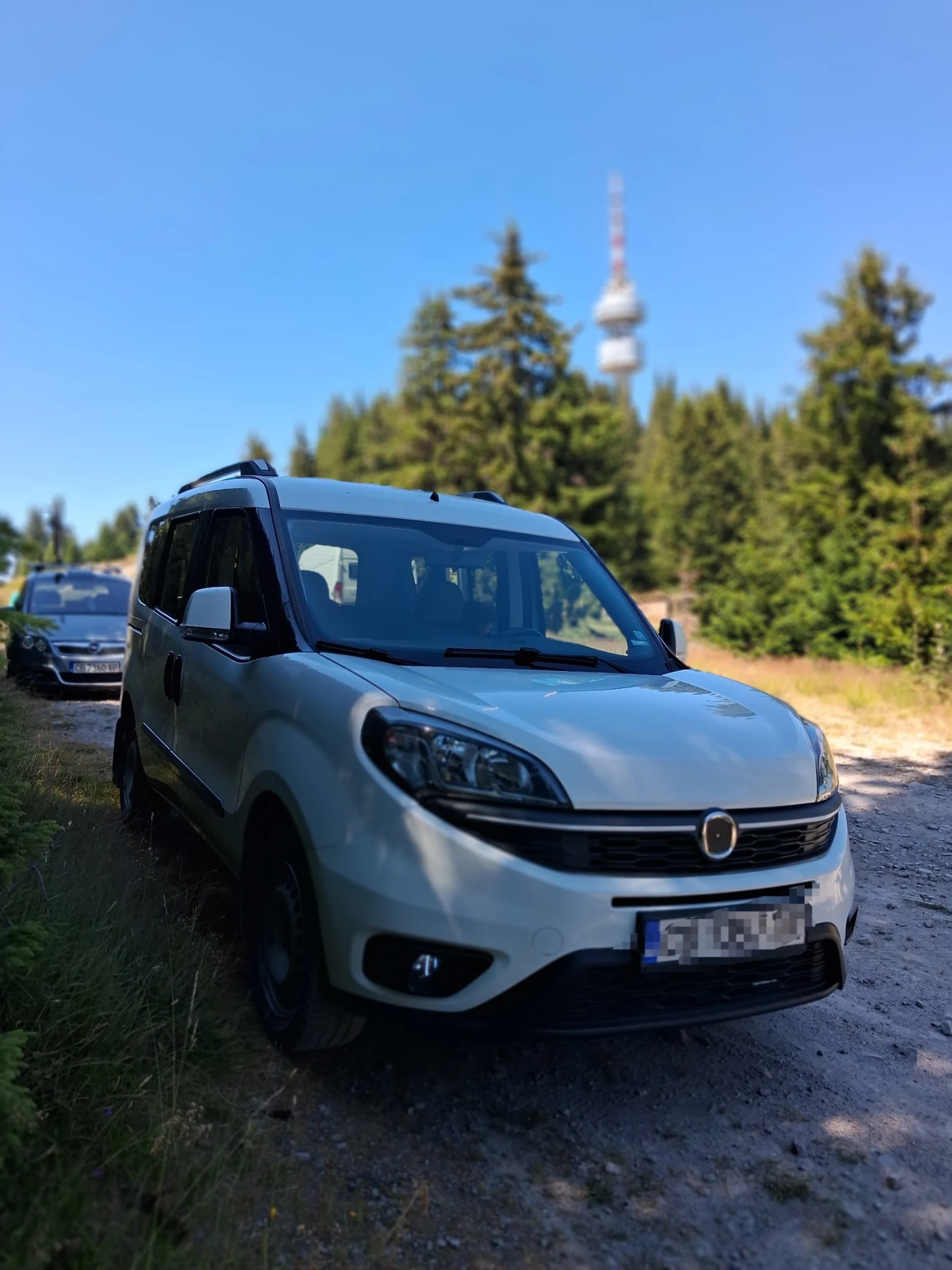 Fiat Doblo 76000км, снимка 5 - Автомобили и джипове - 55833540