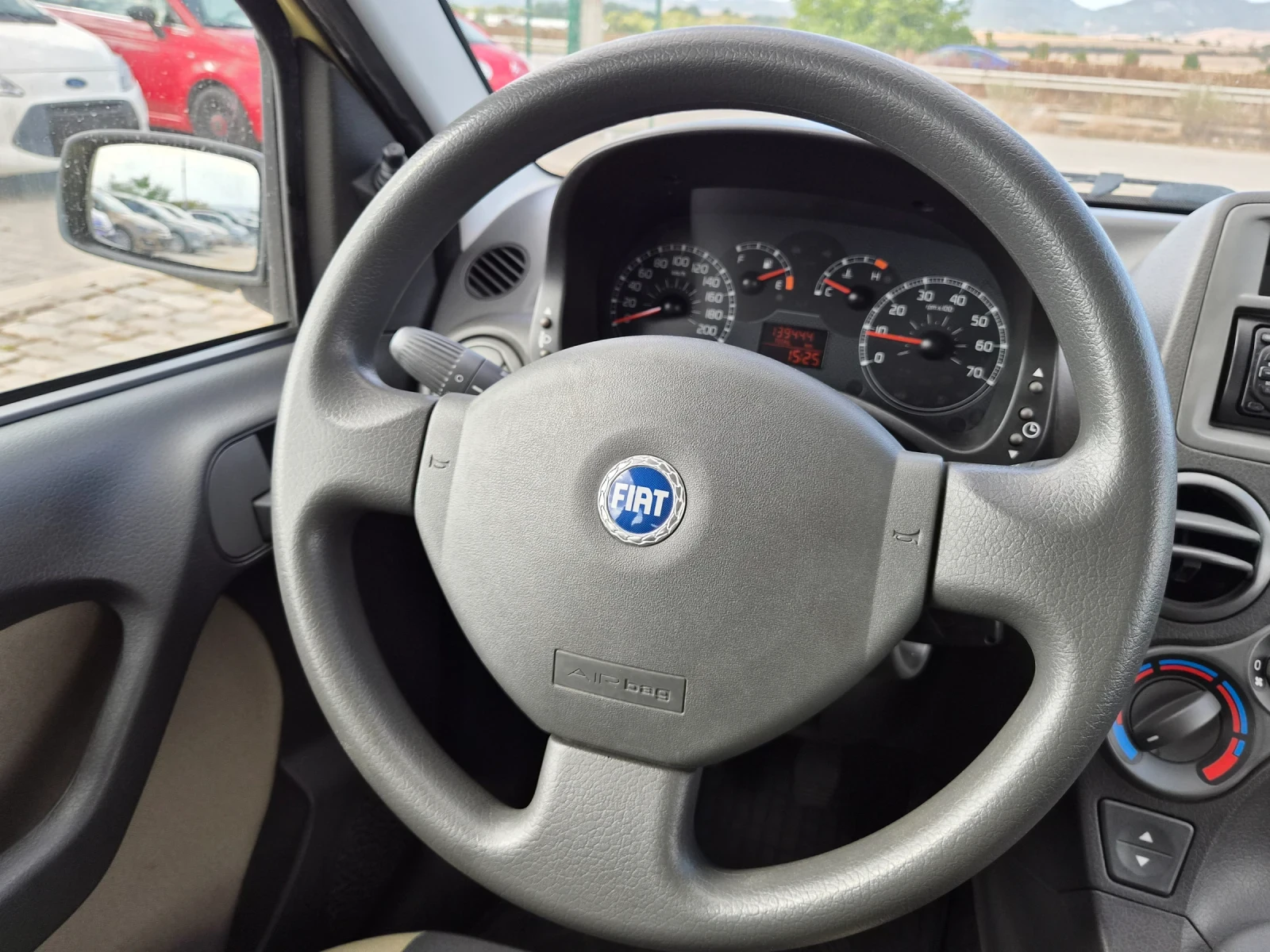 Fiat Panda 1.2i 4x4 139400км., снимка 14 - Автомобили и джипове - 55931821