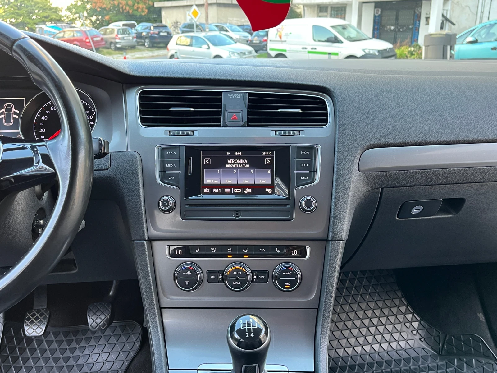 VW Golf Variant 1.6TDI/110/2016, снимка 16 - Автомобили и джипове - 55947366