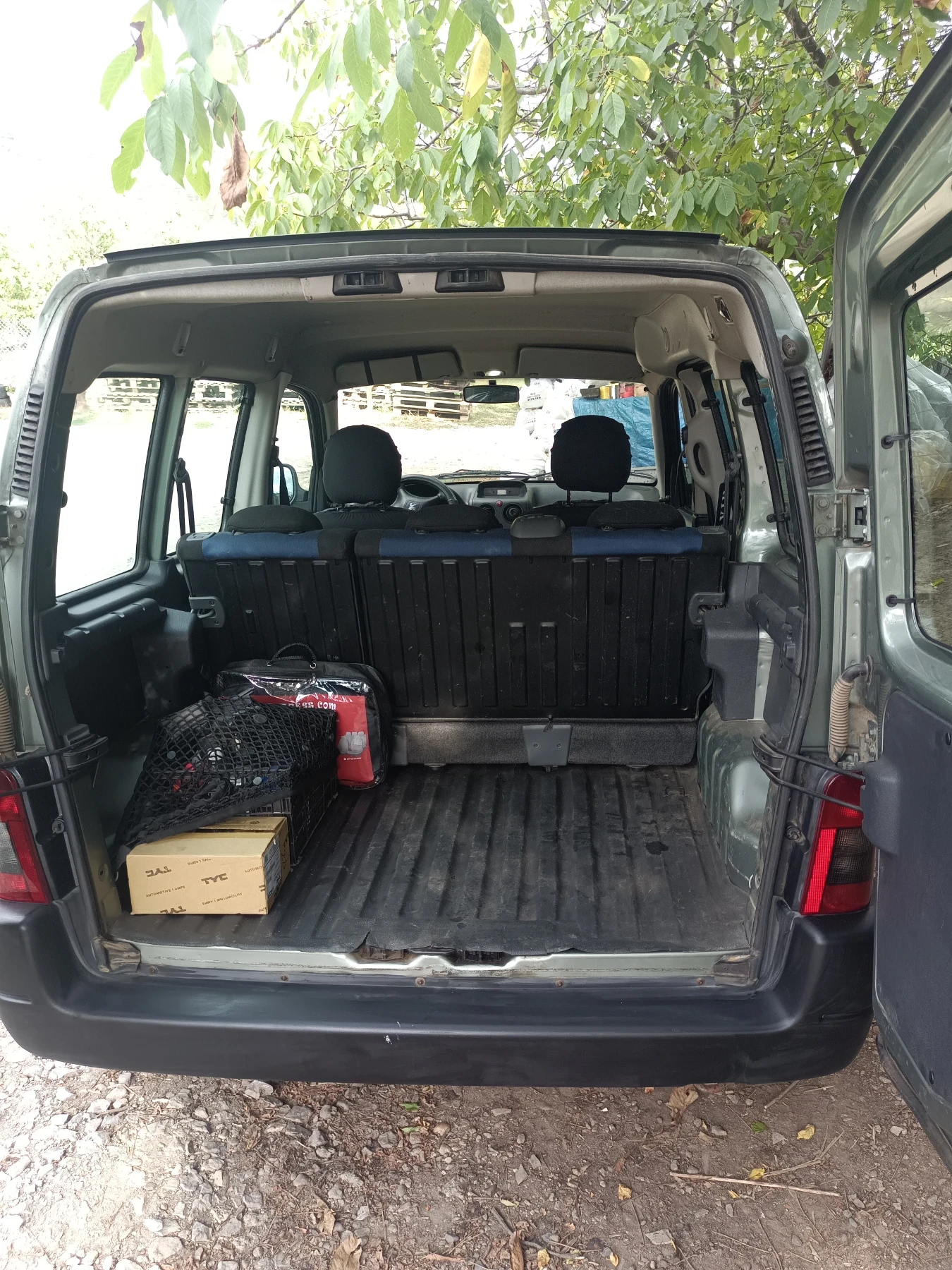 Peugeot Partner, снимка 6 - Автомобили и джипове - 56153187