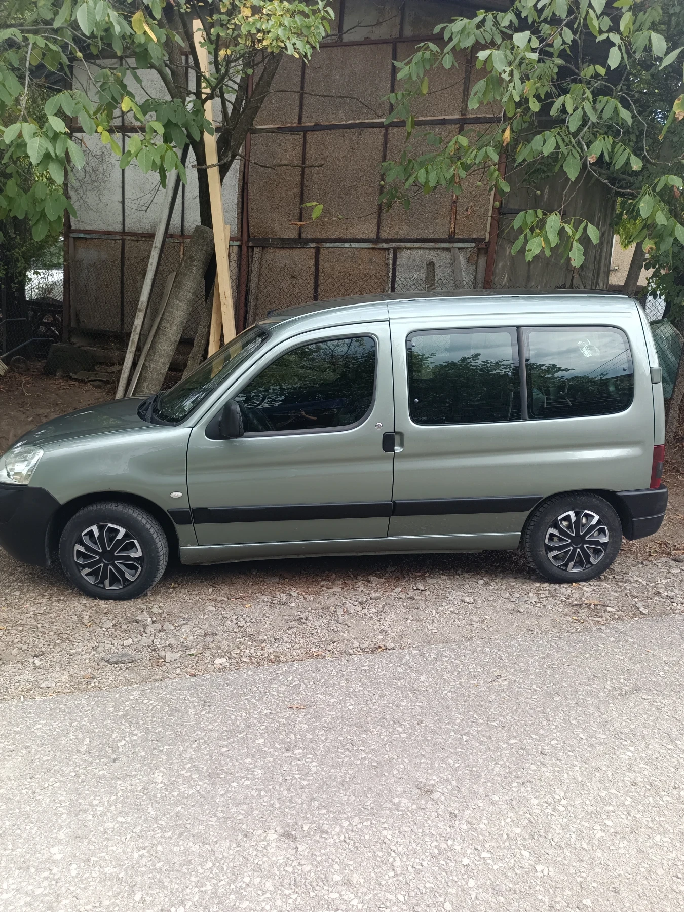 Peugeot Partner, снимка 5 - Автомобили и джипове - 56153187