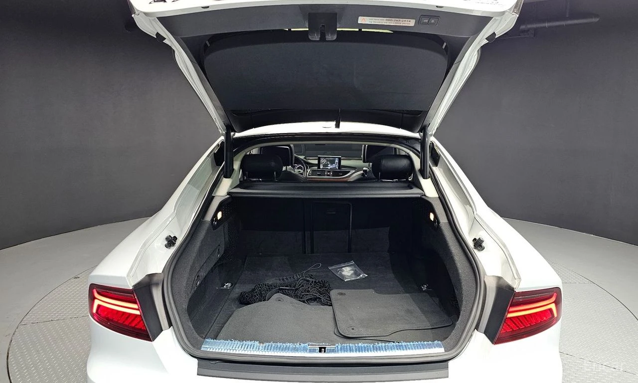 Audi A7 3.0TDI* DISTRONIC* ХЕДЪП* ОБДУХВАНЕ* КРАЙНА ЦЕНА, снимка 7 - Автомобили и джипове - 56295217