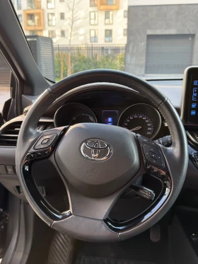 Toyota C-HR 1.8 Hybrid 122к.с - 13800 € / 26990.45 лв. - 96881414 10