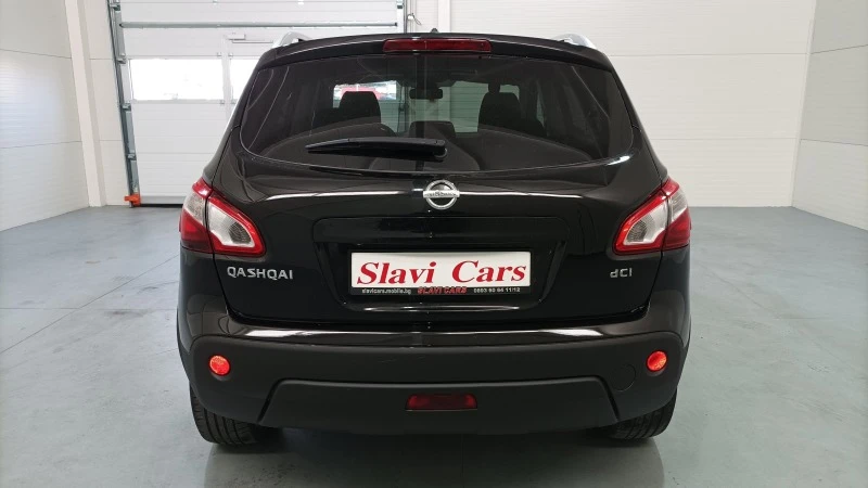 Nissan Qashqai 2.0 d 4x4 Automatic, снимка 6 - Автомобили и джипове - 46354531