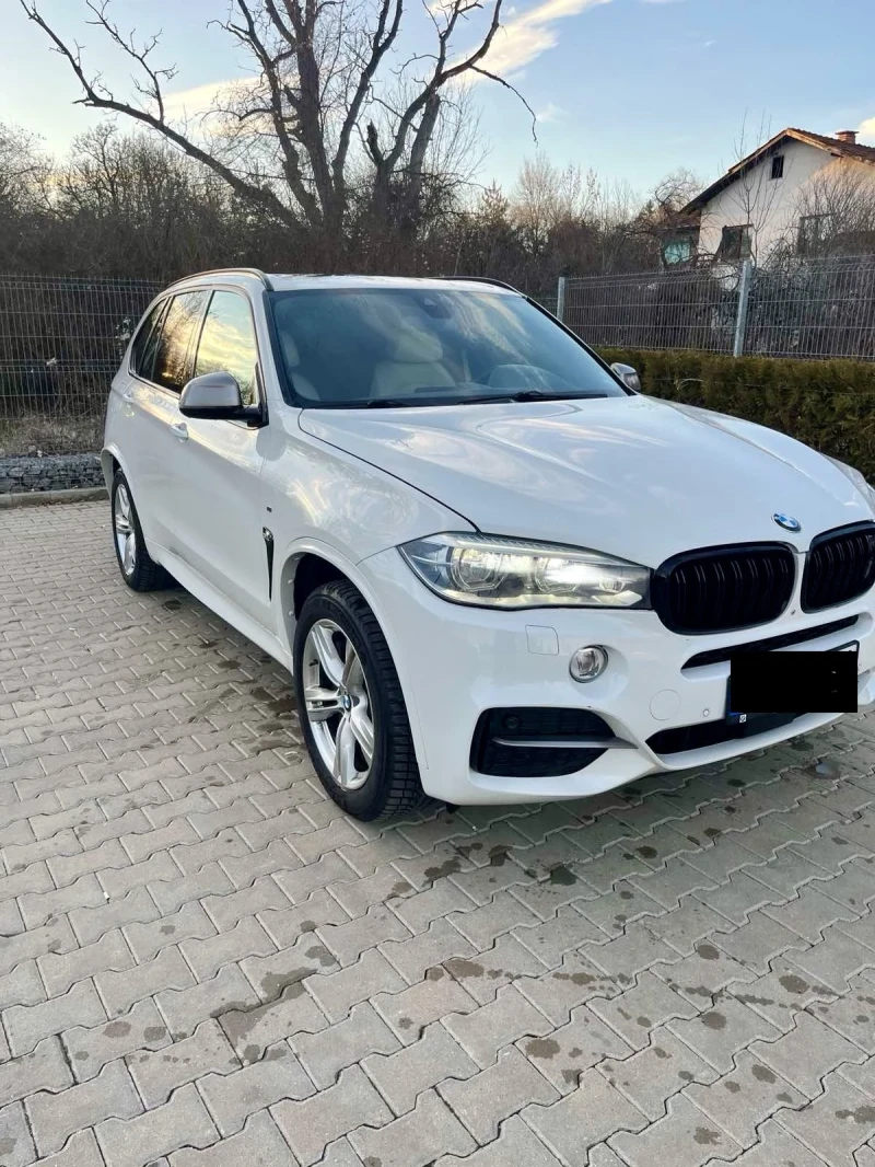 BMW X5 M50D Всички екстри за модела, снимка 3 - Автомобили и джипове - 48750010