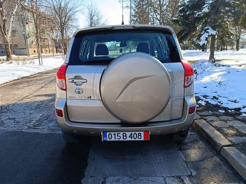 Toyota Rav4 2.2 D4D/136к.с/2006г., снимка 6 - Автомобили и джипове - 49210490