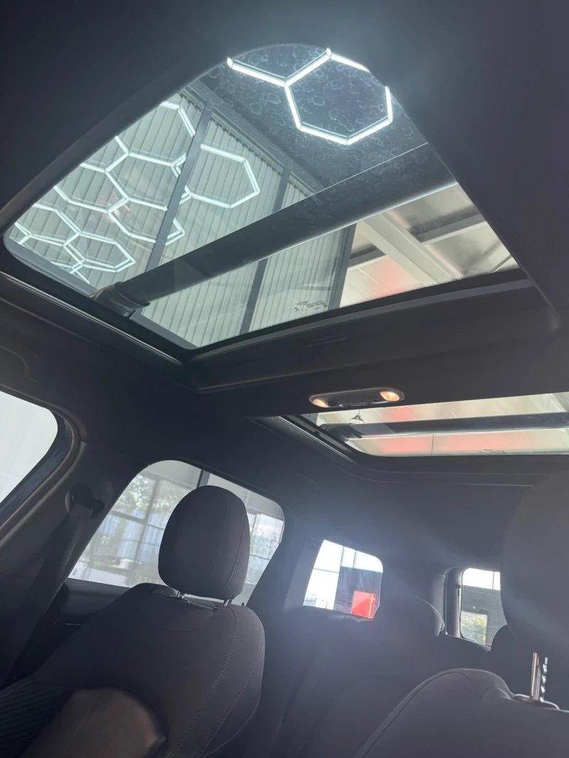 Mini Countryman SE * JCW * ПАНОРАМА * HEAD UP * Камера * , снимка 15 - Автомобили и джипове - 51257153