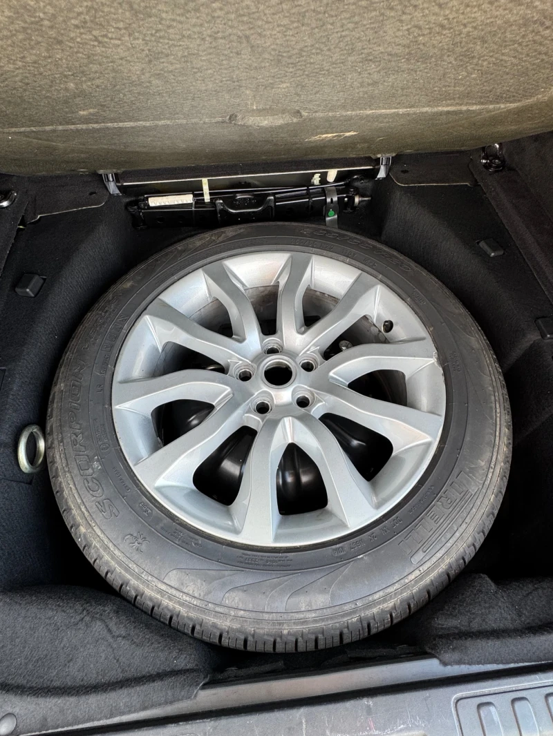 Land Rover Range Rover Sport SPORT 3.0 SE, снимка 14 - Автомобили и джипове - 52537053