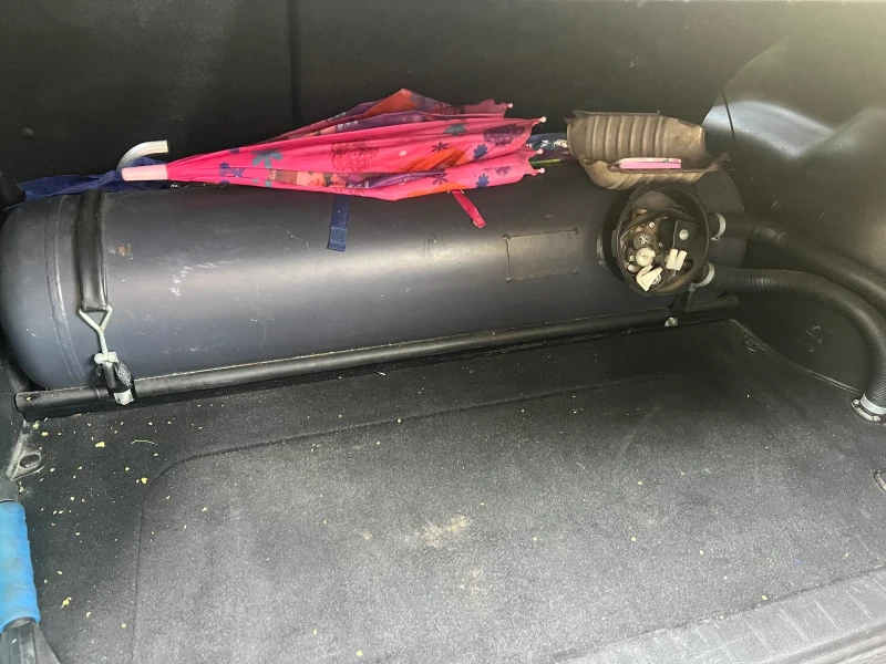 Suzuki Grand vitara, снимка 9 - Автомобили и джипове - 52566705