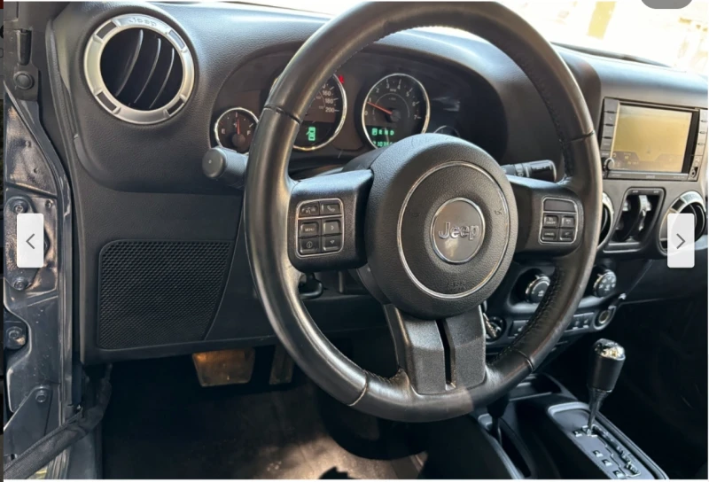 Jeep Wrangler 3.6* V6* UNLIMITED* SAHARA* ЕДИН* СОБСТВЕНИК* БЕЗ*, снимка 12 - Автомобили и джипове - 52699638