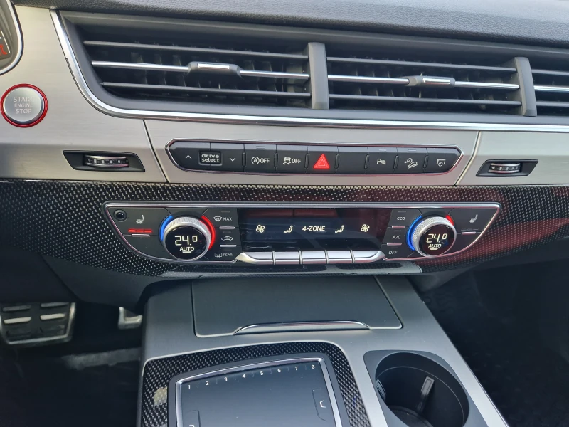 Audi SQ7 4.0TDI, 435кс, 18г.7места, КАТО НОВА , снимка 13 - Автомобили и джипове - 52844579