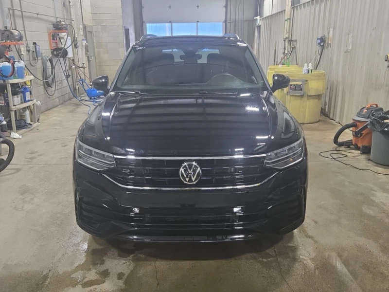 VW Tiguan * COMFORTLINE R LINE B * CARFAX * ЦЕНА ДО БГ, снимка 8 - Автомобили и джипове - 53041060