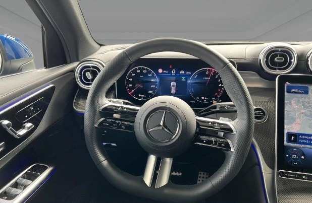 Mercedes-Benz GLC 300 dе 4Matic Plug-in = AMG Line = Premium Гаранция - изображение 9
