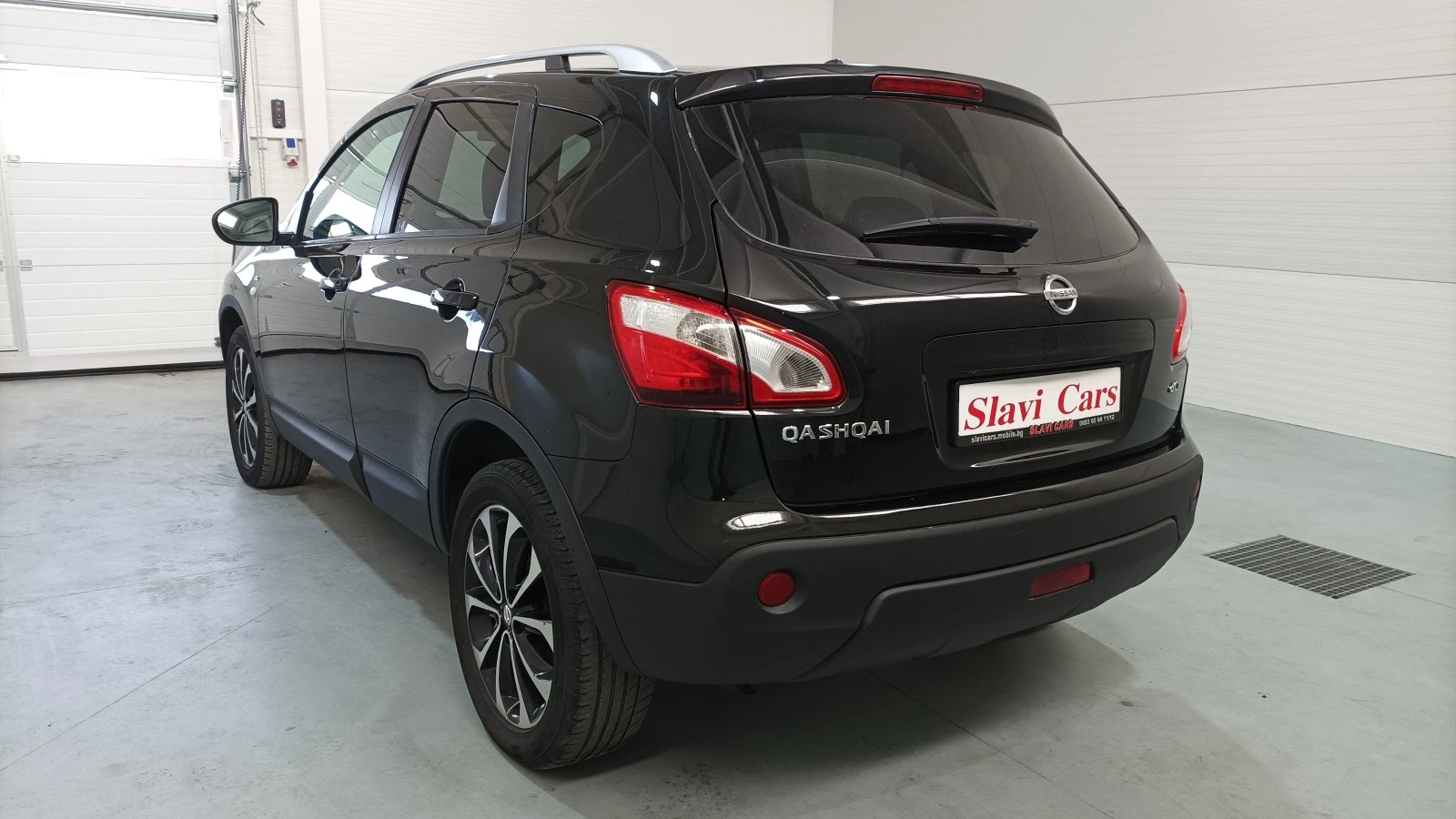 Nissan Qashqai 2.0 d 4x4 Automatic - изображение 7