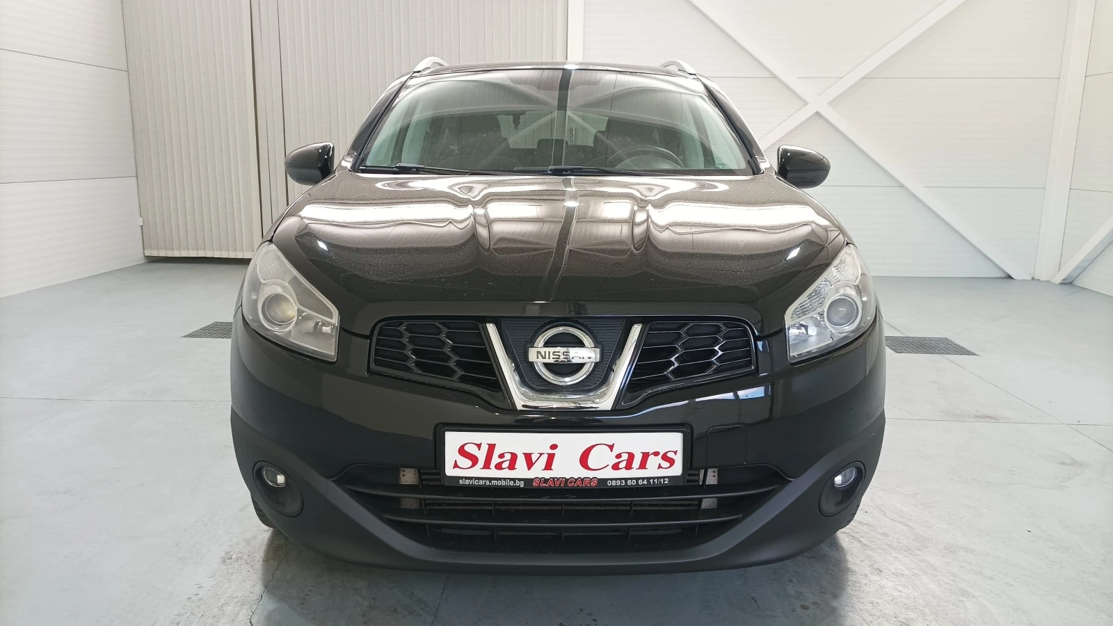 Nissan Qashqai 2.0 d 4x4 Automatic - изображение 2