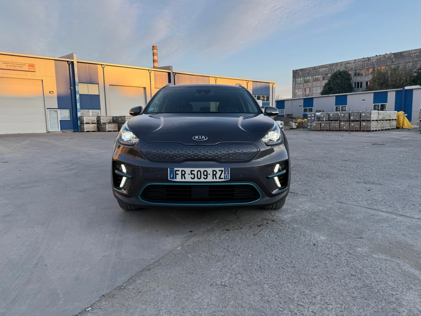 Kia Niro 64 kWh 27 000км. - изображение 2