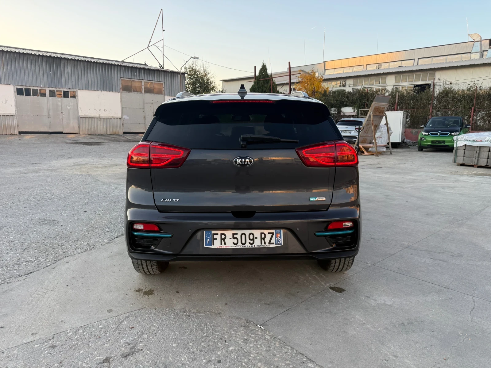 Kia Niro 64 kWh 27 000км. - изображение 5
