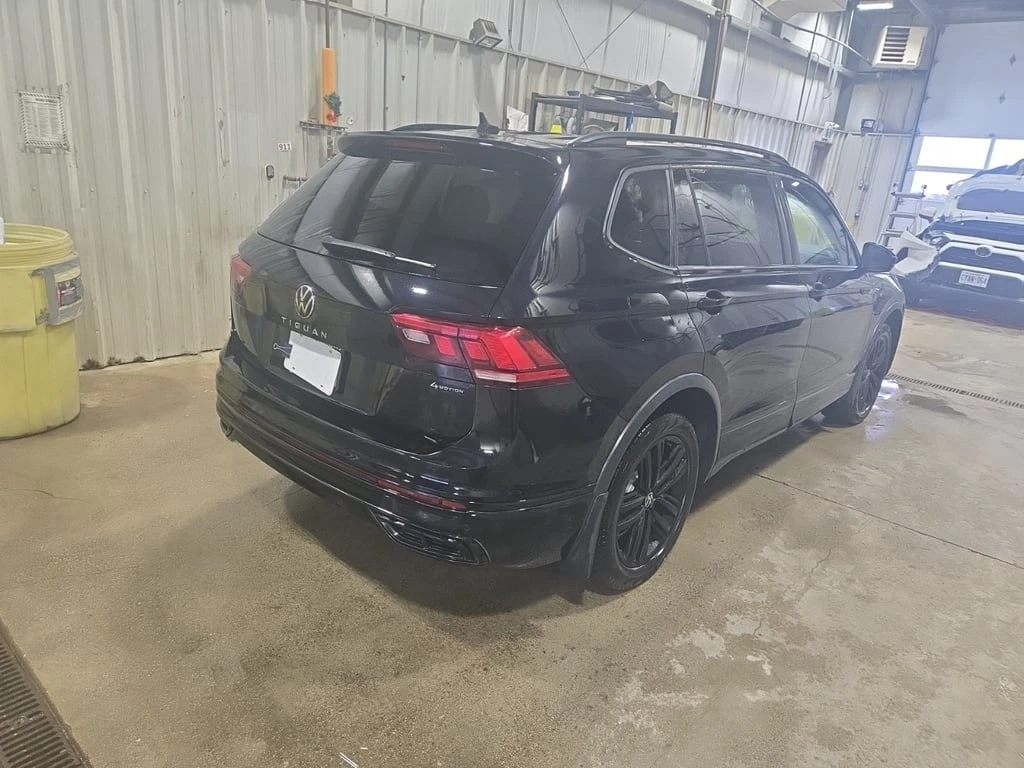 VW Tiguan * COMFORTLINE R LINE B * CARFAX * ЦЕНА ДО БГ - изображение 3