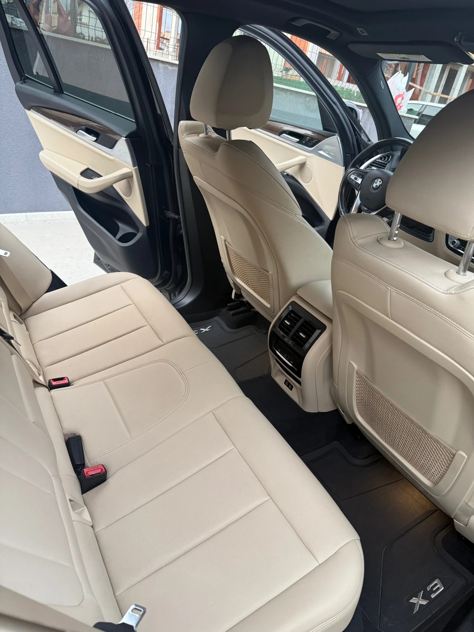 BMW X3, снимка 13 - Автомобили и джипове - 53850364