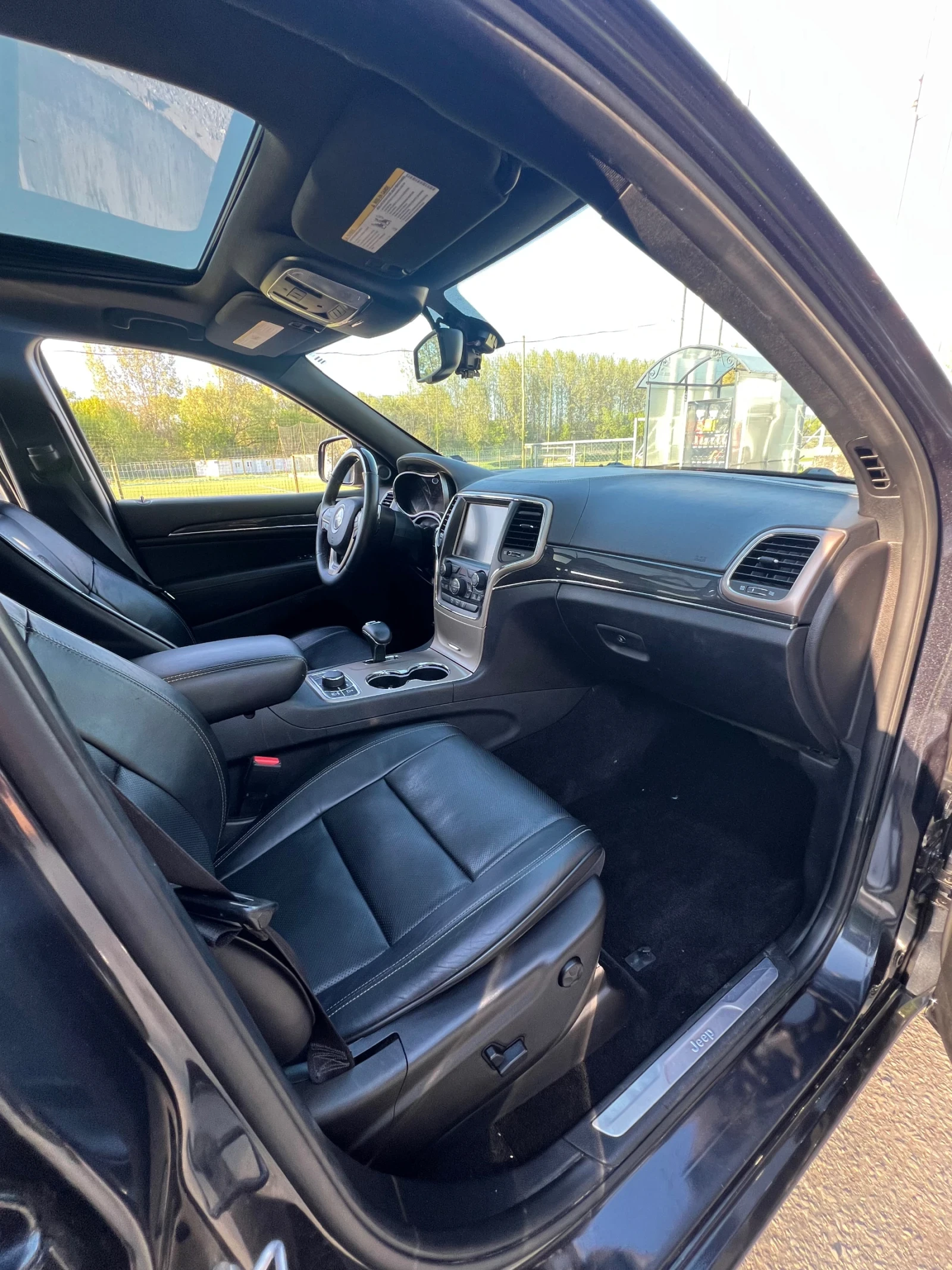 Jeep Grand cherokee 5.7 HEMI OVERLAND | Mobile.bg � ����������� 12