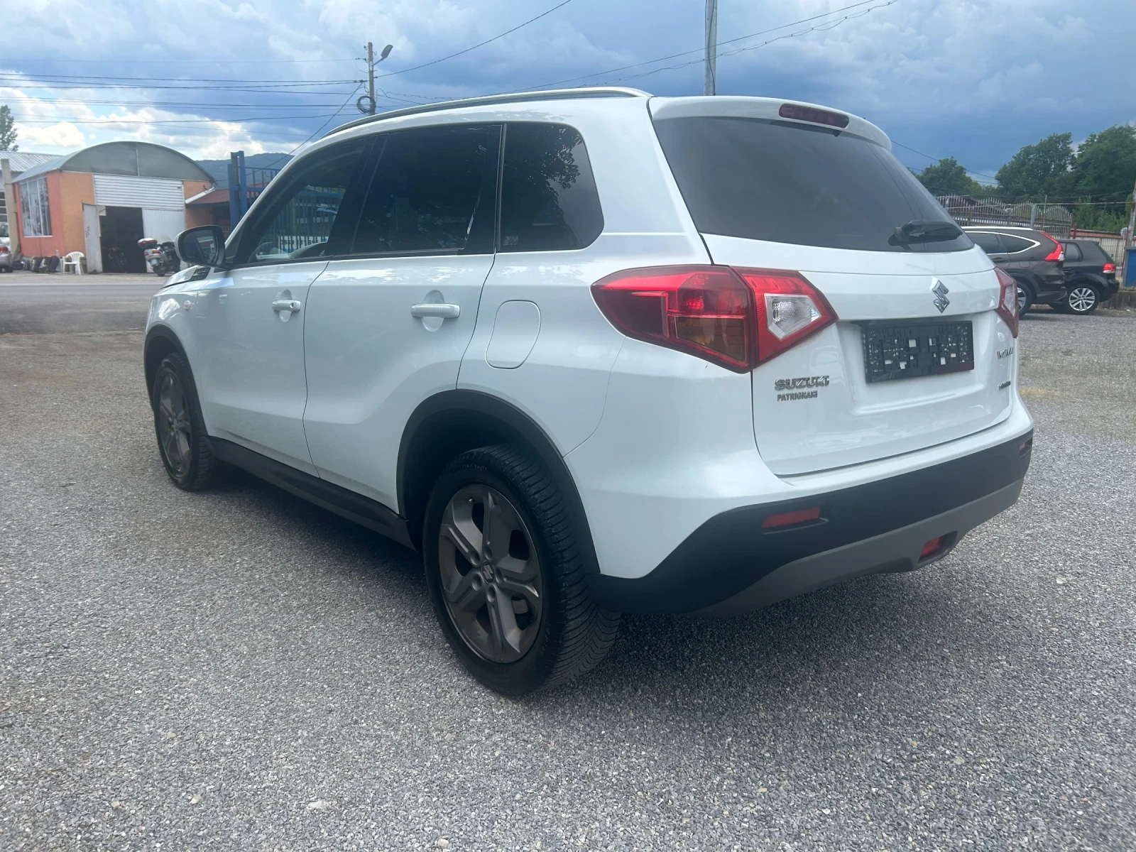 Suzuki Vitara 4 X 4, снимка 7 - Автомобили и джипове - 54853900