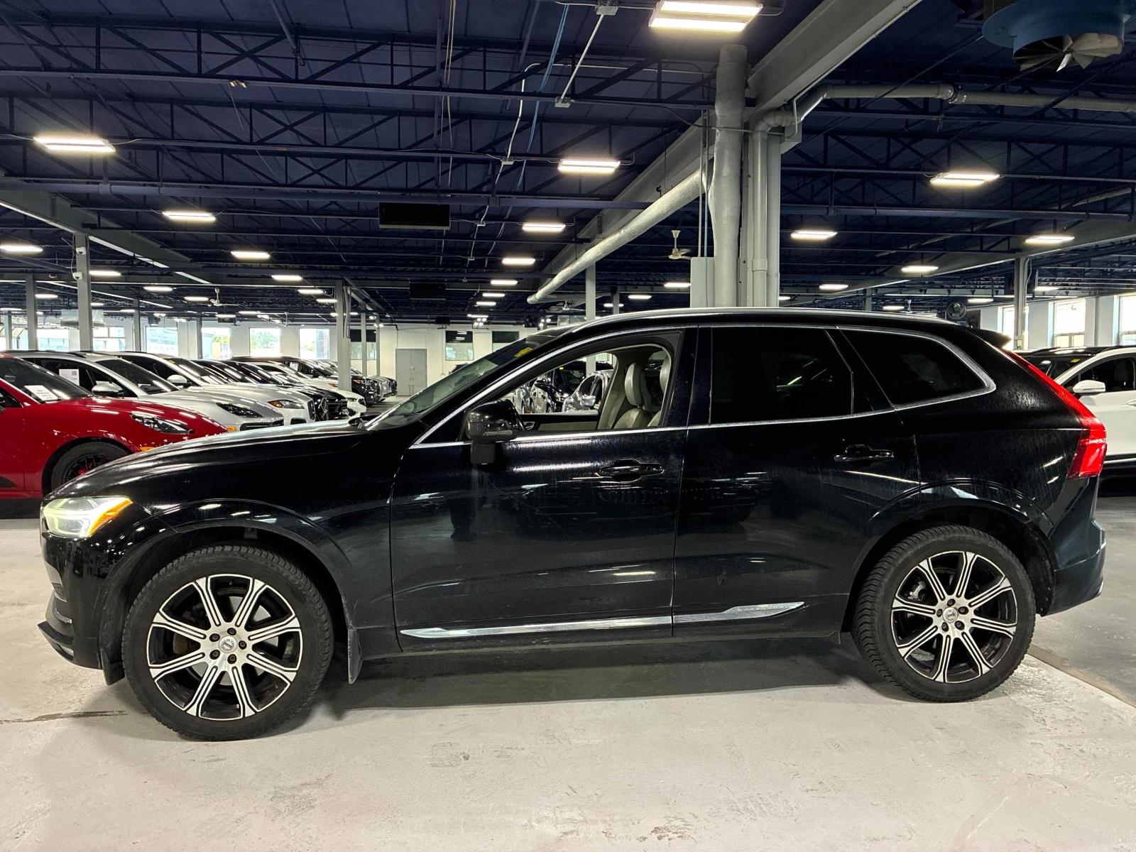 Volvo XC60 * Inscription * CARFAX * ЦЕНА ДО БГ, снимка 2 - Автомобили и джипове - 55804391