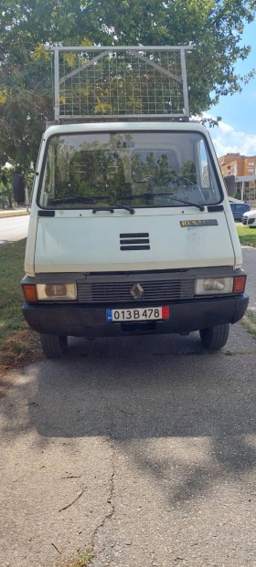     Renault Master 2.5  