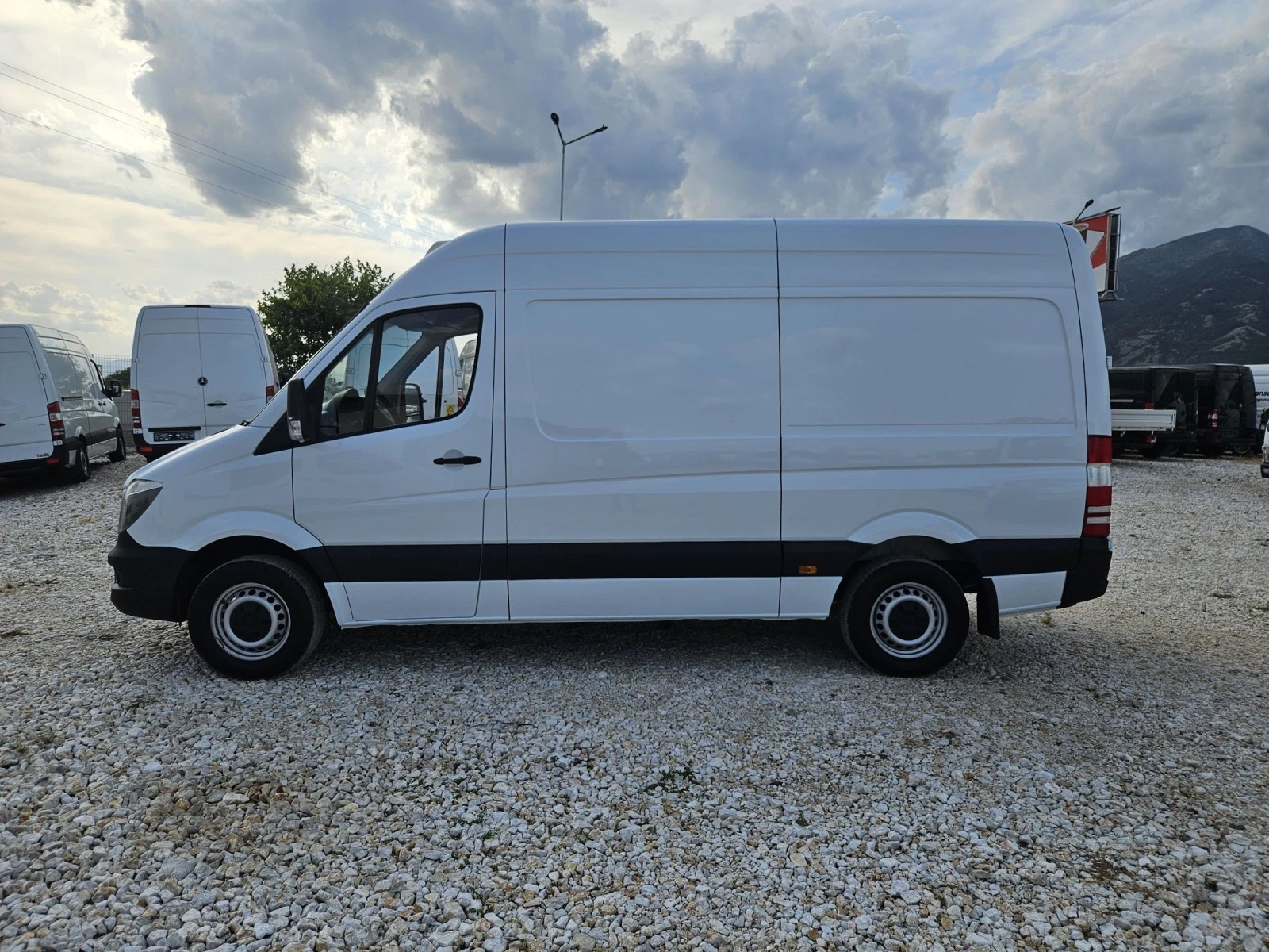 Mercedes-Benz Sprinter 316 ХЛАДИЛЕН - изображение 2