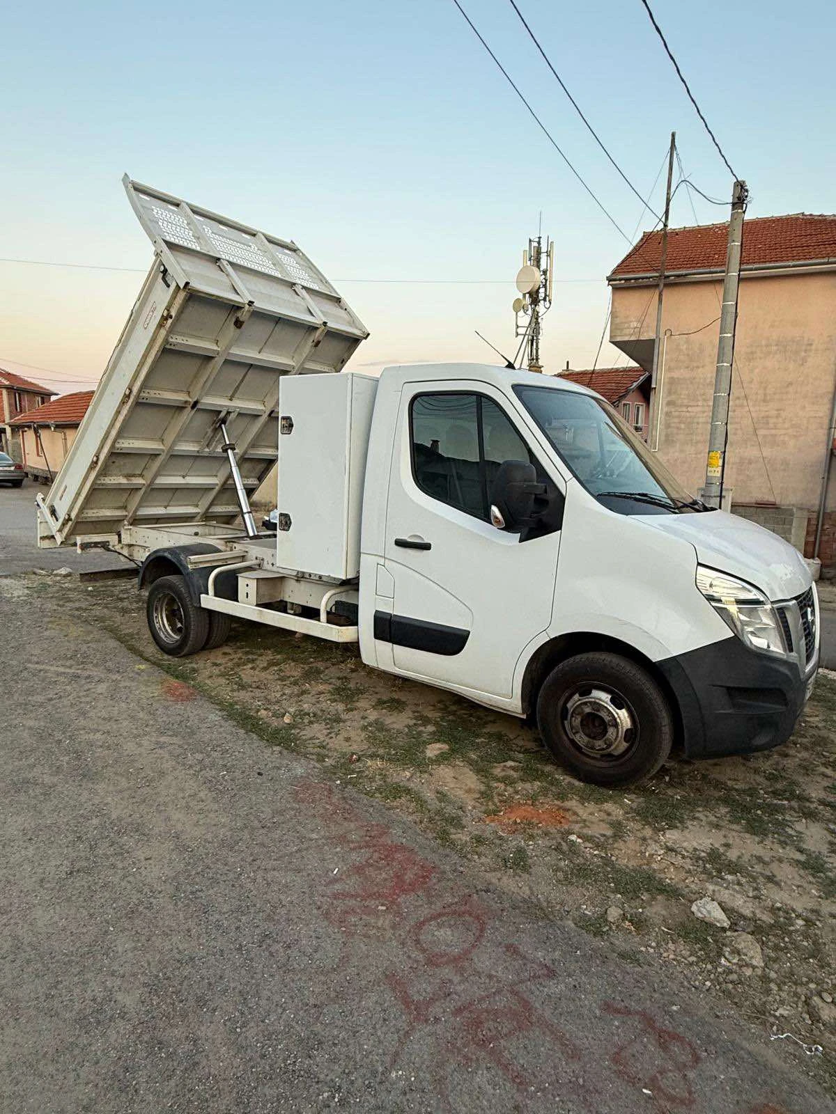 Nissan NV400  - изображение 3