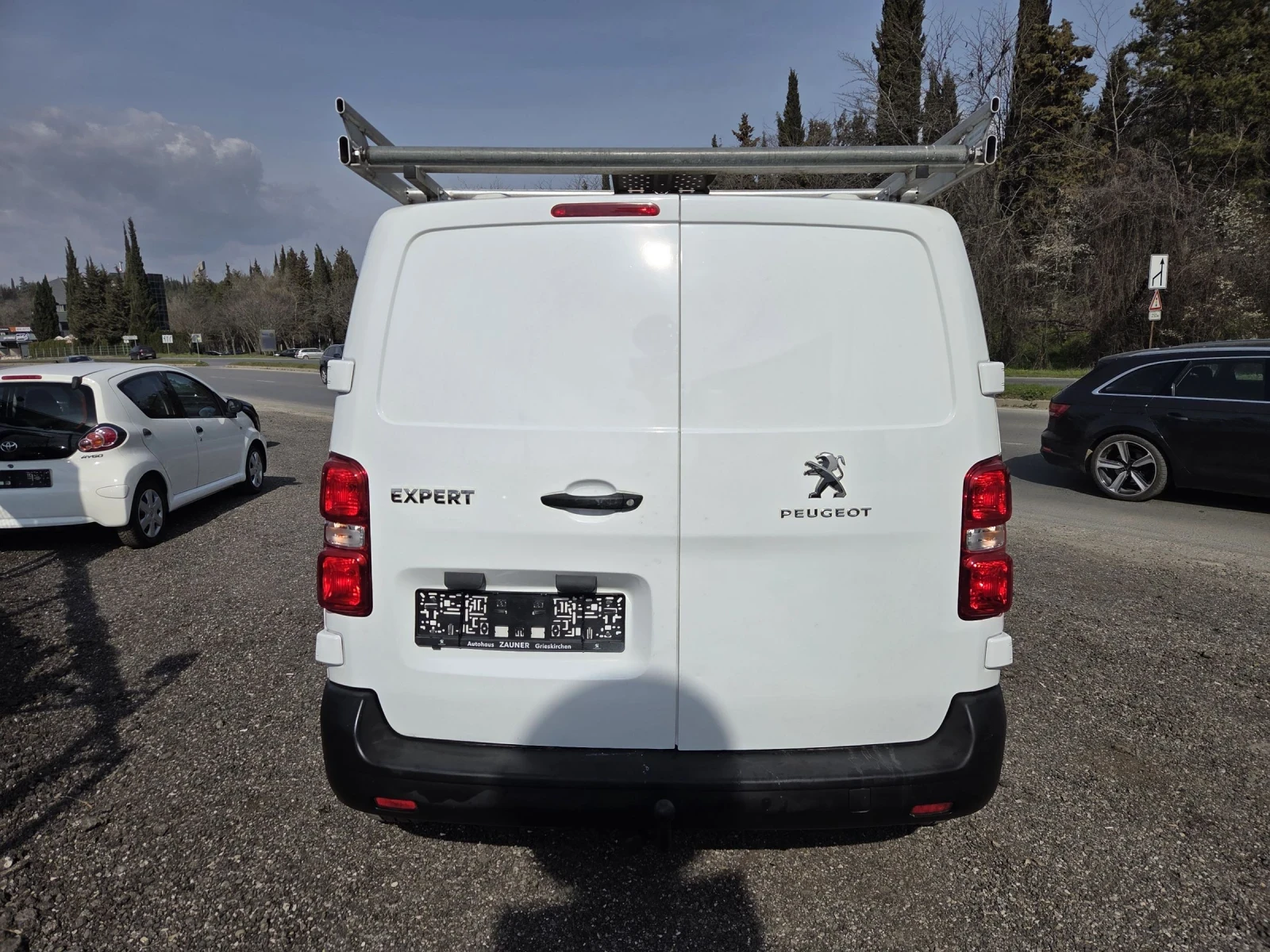 Peugeot Expert 2.0 hdi 120 hp, снимка 6 - Бусове и автобуси - 53871974