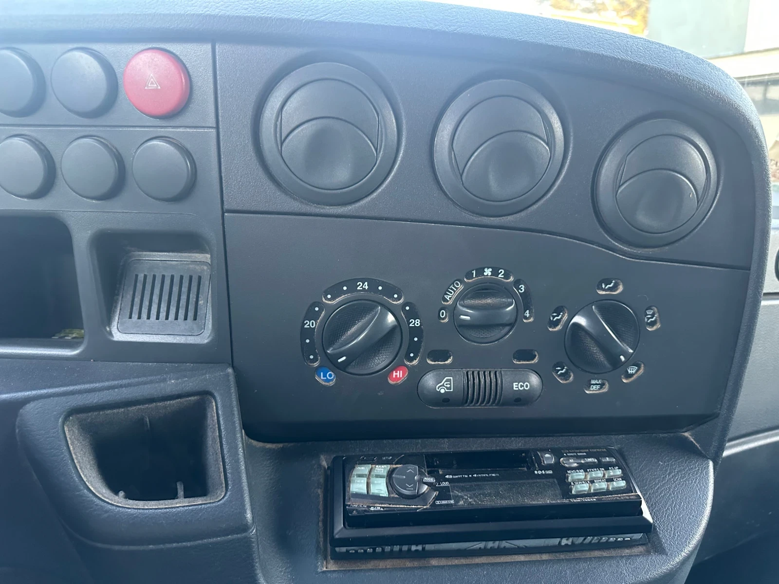 Iveco Daily 35C17, снимка 6 - Бусове и автобуси - 55777486