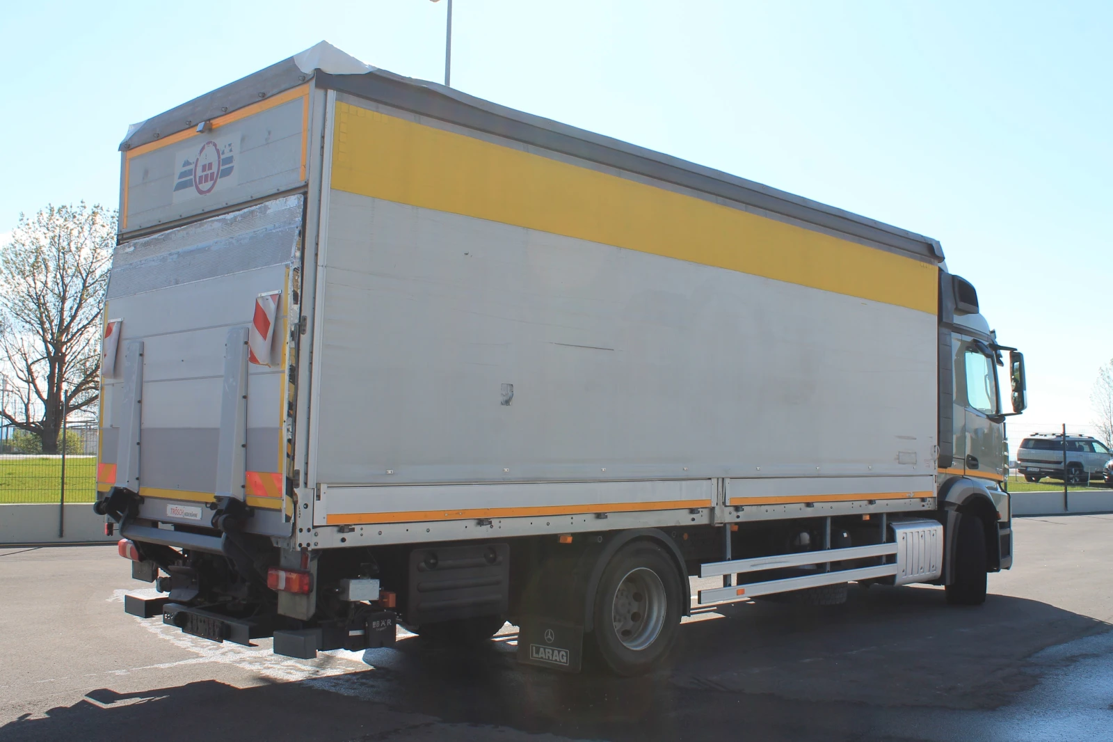 Mercedes-Benz Actros 1845  Падащ борд Cargolift , снимка 4 - Камиони - 54053074