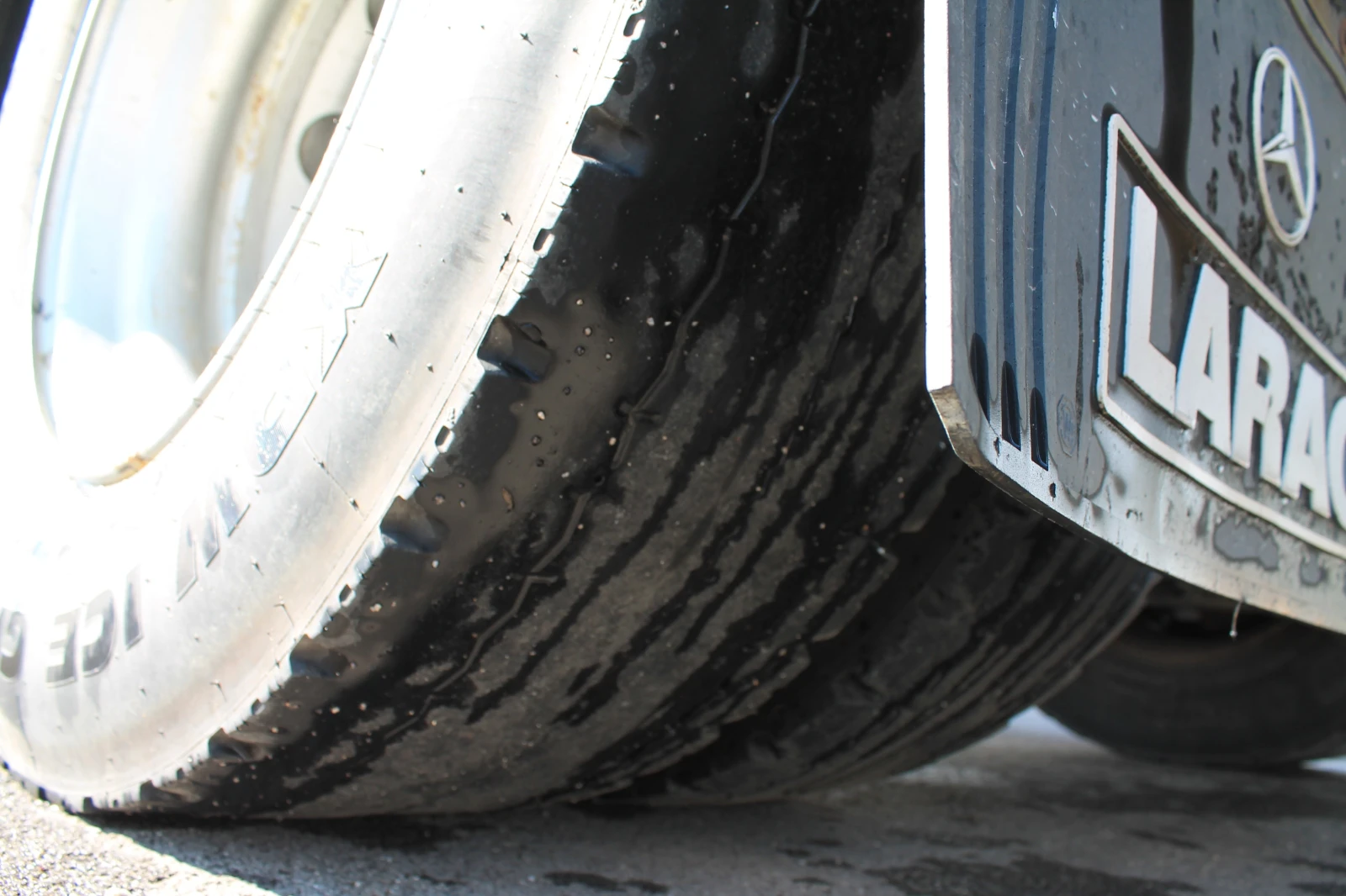 Mercedes-Benz Actros 1845  Падащ борд Cargolift , снимка 16 - Камиони - 54053074