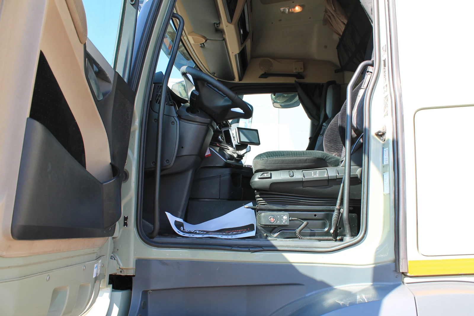 Mercedes-Benz Actros 1845  Падащ борд Cargolift , снимка 5 - Камиони - 54053074