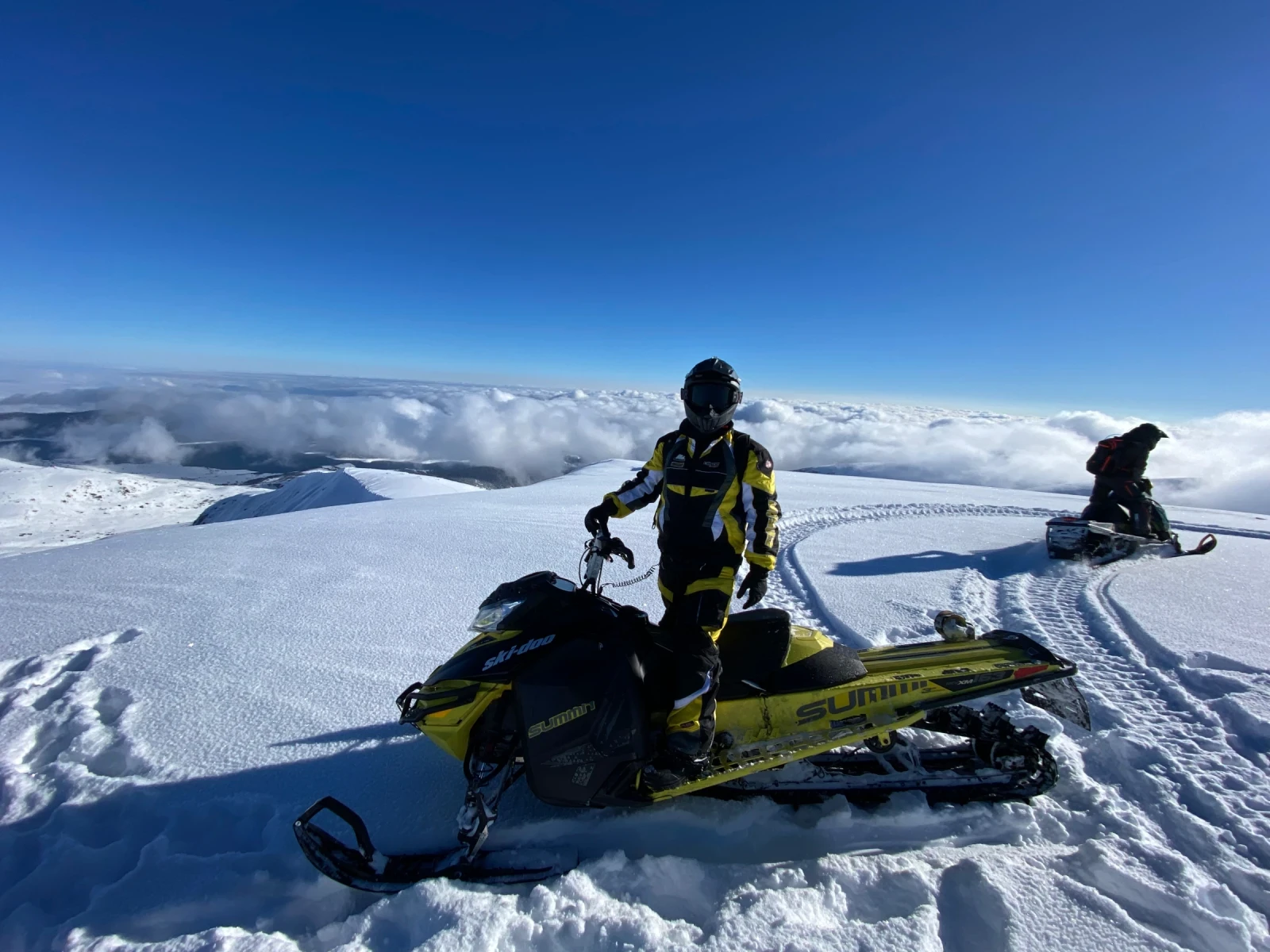 BRP Ski-Doo Summit X - изображение 7