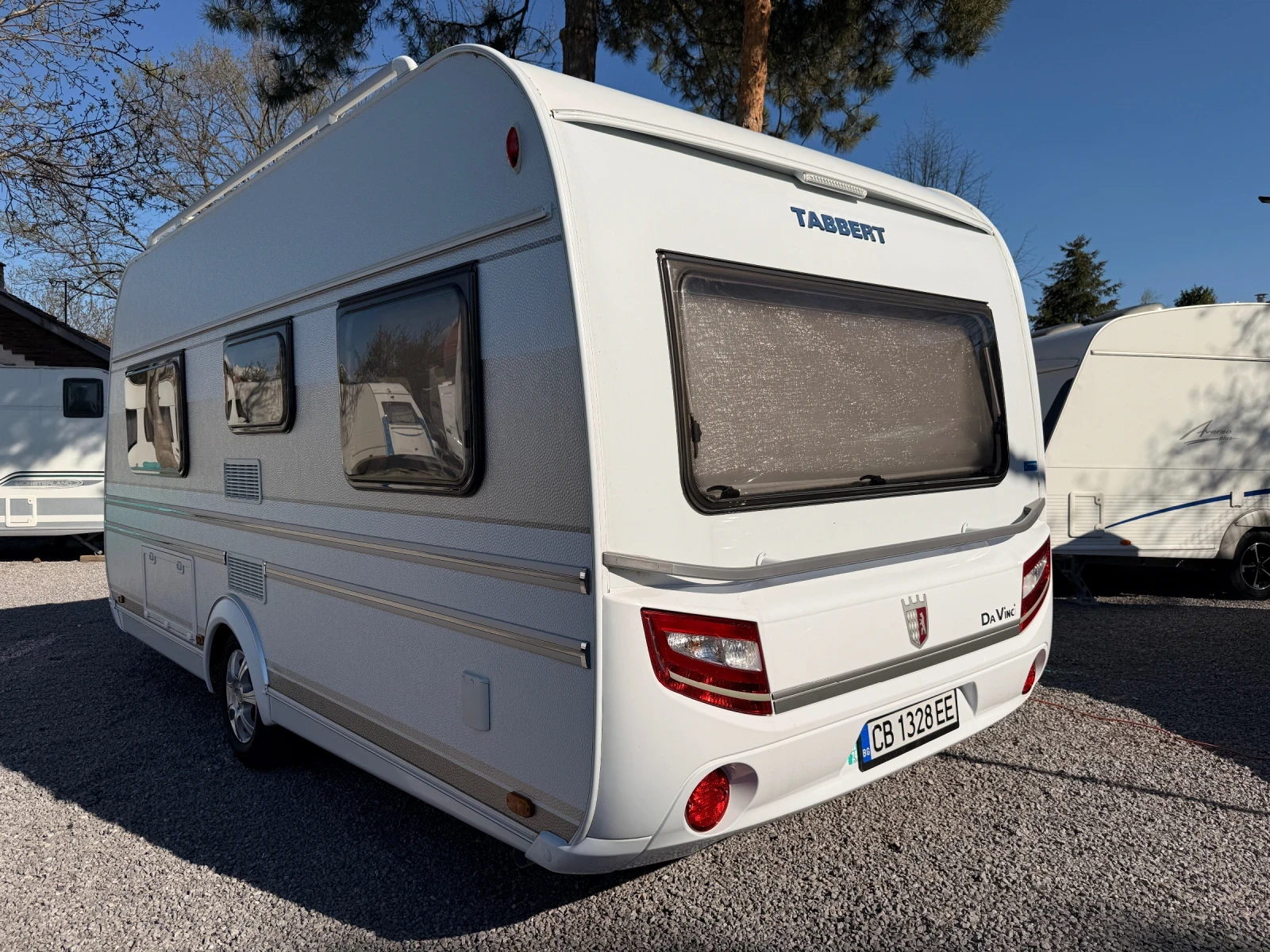Каравана Tabbert Da Vinci 450 Климатик, мувър, тента и още, снимка 3 - Каравани и кемпери - 54255544