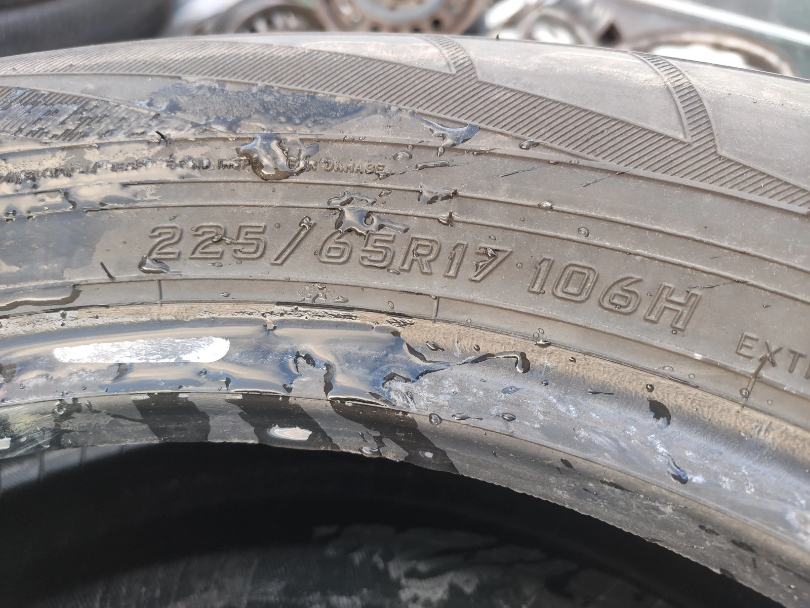 Гуми Зимни 225/65R17, снимка 8 - Гуми и джанти - 54000249