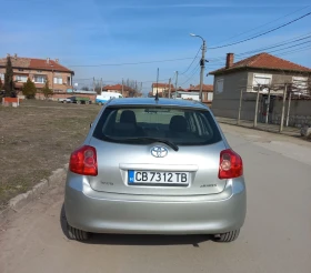 Toyota Auris 1.6, снимка 2