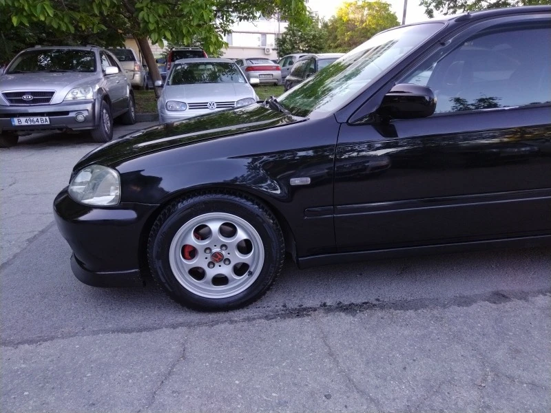 Honda Civic 1.6VTI, снимка 11 - Автомобили и джипове - 46369700