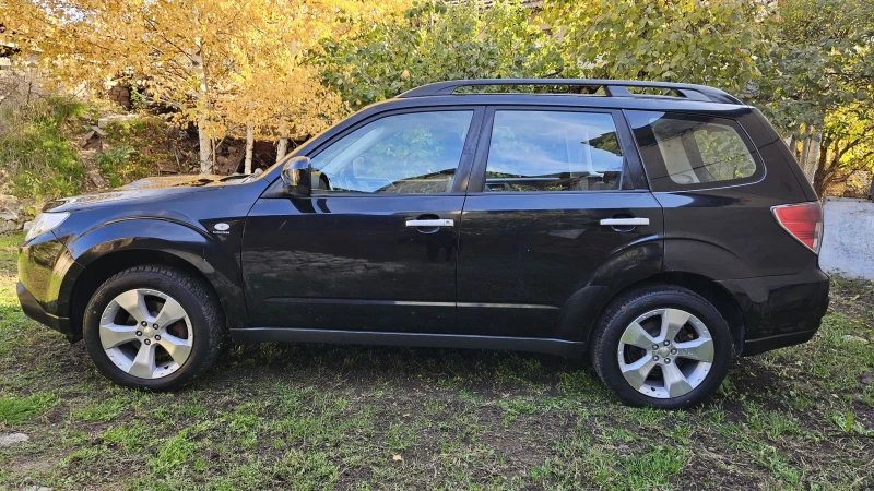 Subaru Forester 2.0D* AwD#4X4#BOXER#ТОП ОФЕРТА, снимка 3 - Автомобили и джипове - 47807790