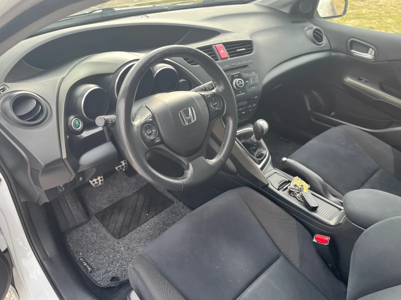 Honda Civic 2.2 Dizel Top, снимка 15 - Автомобили и джипове - 48198471