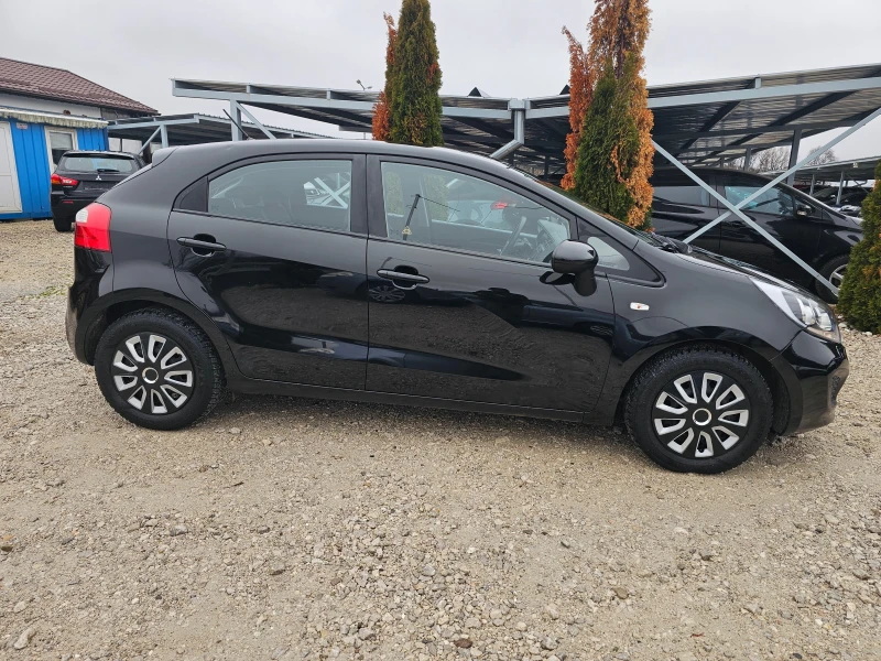 Kia Rio 1.2 КЛИМАТИК РЕАЛНИ КИЛОМЕТРИ, снимка 6 - Автомобили и джипове - 48296083