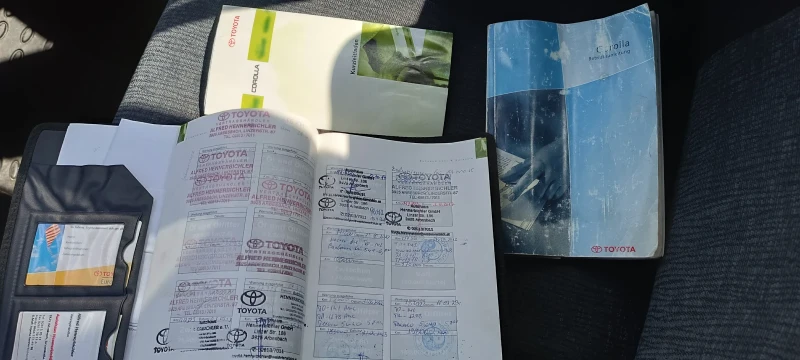 Toyota Corolla, снимка 9 - Автомобили и джипове - 52129683