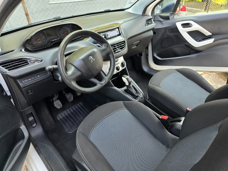 Peugeot 208 1.0 VTi Like, снимка 5 - Автомобили и джипове - 50652190