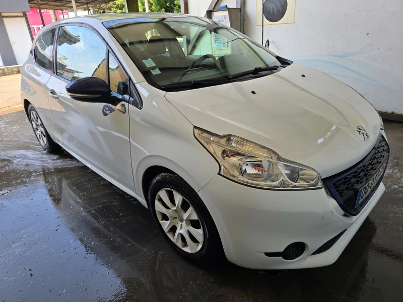 Peugeot 208 1.0 VTi Like, снимка 2 - Автомобили и джипове - 50652190