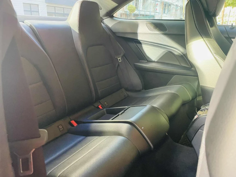 Mercedes-Benz C 250, снимка 8 - Автомобили и джипове - 52356902